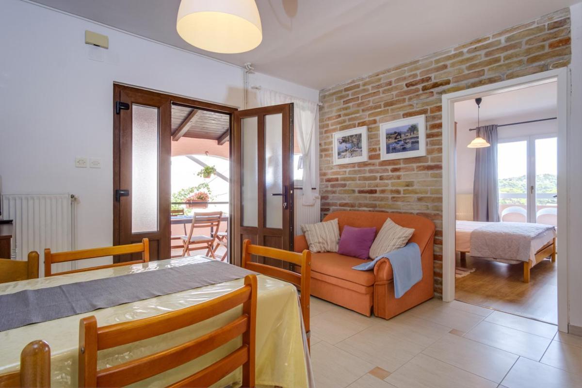 Apartmani Nadalina Вели-Лошинь Экстерьер фото
