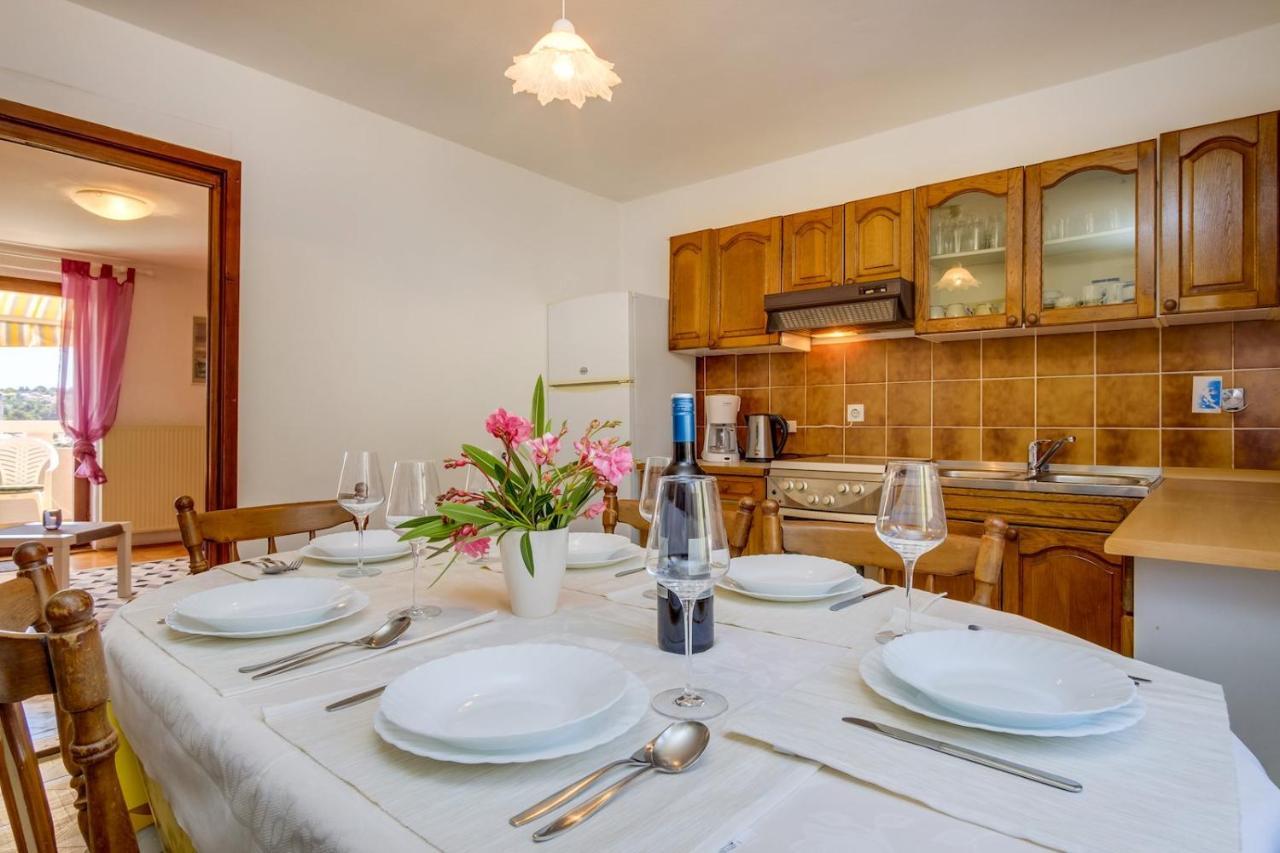 Apartmani Nadalina Вели-Лошинь Экстерьер фото